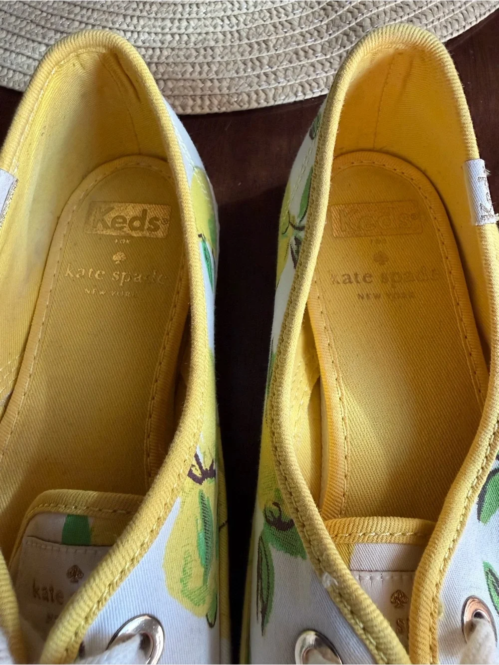 Kate spade New York For Keds Lemon print Pointer Shoes Size 6.0